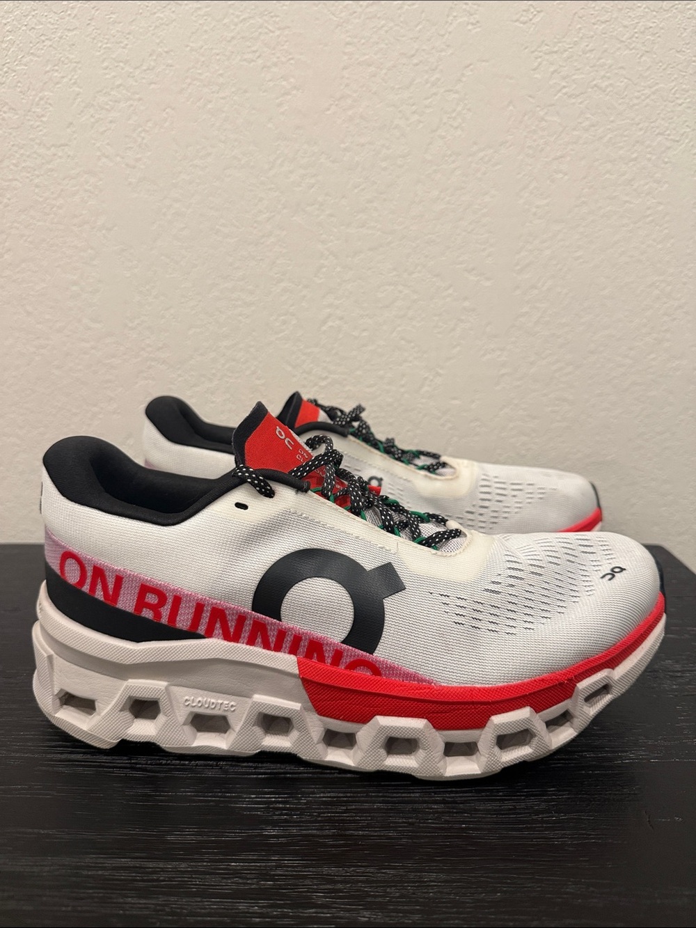 On Cloud Cloudmonster Running Women’s Size 9.5 White Red Black - Picture 2 of 11